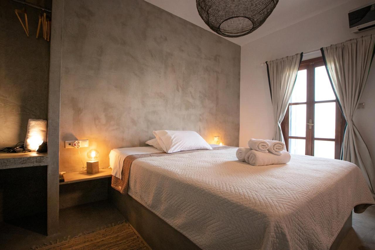 Eight Dimensions Capari Suites Elafonisos Chambre photo